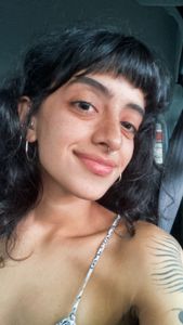 Ajude a Khalee a seguir com os tratamentos