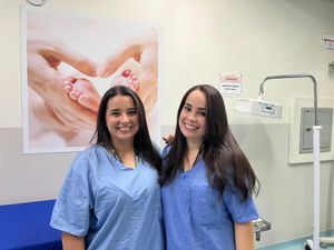Duas Irmãs, Um sonho: Ajude-nos a Celebrar a Nossa formatura de Medicina!🎓 