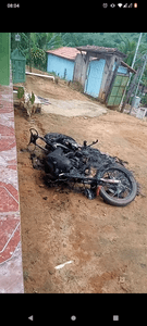 Estou precisando de ajuda,para quitar está moto,onde criminosos atearam fogo sem motivo algum.