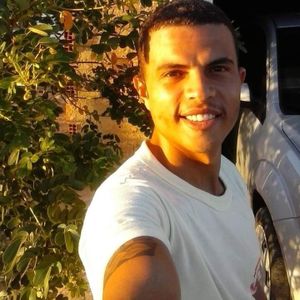 Olá me chamo André, estou desempregado, passando uma situação complicada tive hérnia iguinal bilateral e precisei passarr por uma segunda cirurgia, estou precisando de dinheiro para remédios, alimentos, e pegar um aluguel vencido. conto com a ajuda de vocês .