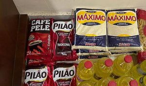 Nos ajude comprando alimentos para as famílias carentes!