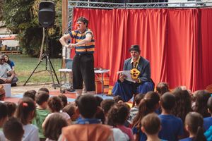 Triolé em: "Avenida Saudade"