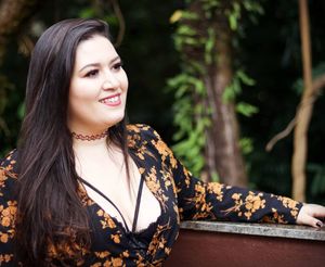 Arrecadação de fundos para o próximo CD autoral de Julia Baracho