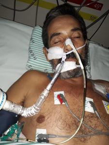 Antônio precisa de ajuda pra salvar a vida. 