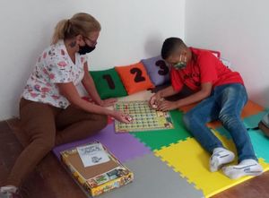 Me ajude a ajudar crianças com dificuldades de aprendizagem e com deficiência. 