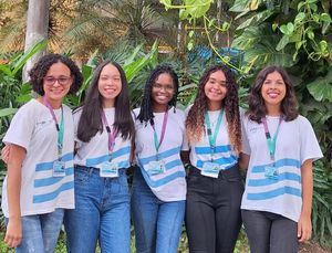 Ajude as Donzelas a chegarem na NASA!