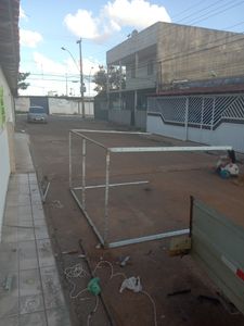 Nos ajude montar nosso trailer pra vendermos lanches.