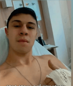 AJUDE-NOS A CONSEGUIR DUAS PRÓTESES E O TRATAMENTO MÉDICO PARA O LUCAS!!!