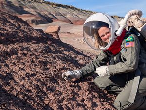 Adote um Tomate Marciano / Receba uma Mensagem Direto de Marte!