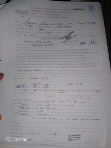 me ajude sofro dia e noite com dores estou esperando a  15 anos a cirurgia  de pedras nos rins  e nada nao consigo trabalhar so vivo em prontos socorro se tiver algum medico que possa me ajudar eu imploro