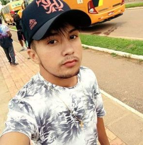 Cantor Faustino Souza