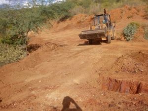 Reabrir mina pra tirar Au.