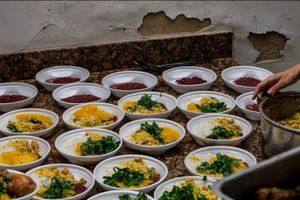Marmita para moradores de rua no natal 