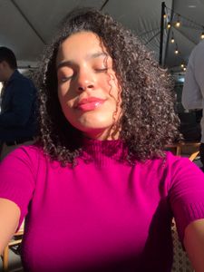 Apoie sua futura Miss e modelo internacional!