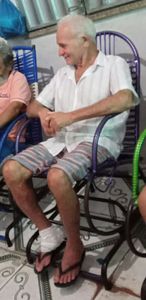 Vamos ajudar o meu pai por favor 