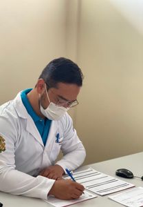 Preciso de ajuda para poder continuar o curso Medicina