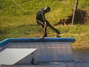 REFORMA OBSTÁCULO WAKEBOARD DO NAGA