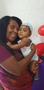 DONA MARIA JOSÉ DE 75 ANOS ESTÁ PRECISANDO DE AJUDA PRA REALIZAR DUAS CIRURGIAS