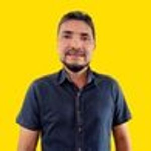 Nade com os Peixinhos da Fé: Aventuras que Transformam Vidas