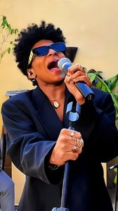 Ajude Esta Voz Independente a Seguir Cantando 🤎🎶✨