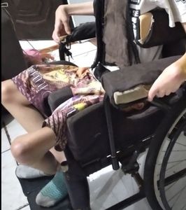 Ajuda para comprar cadeira de rodas adaptada