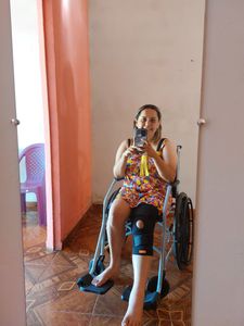 Ajuda na cirurgia do joelho de Adevilma 