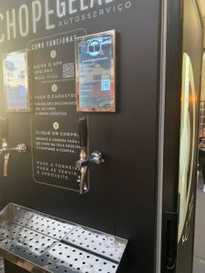 Junte-se à Revolução da Cerveja Artesanal: Apoie nossa Inovação em Autoatendimento!