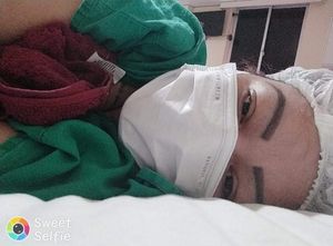 Ajuda para Greiceany Oliveira que se encontra internada com NIC III