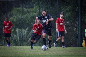 Lucas jogando nos EUA