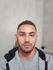 Sou artista lgbt e quero me tornar tatuador 