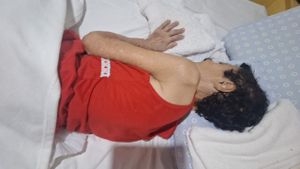 🌹 Ajude a Nossa Mainha Geralda, de 91 Anos