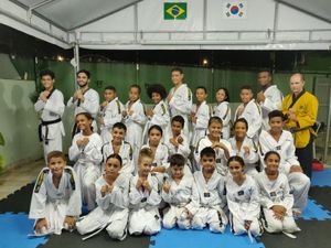 A sua ajuda é MUITO importante, para que juntos possamos manter as nossas crianças e adolescentes longe das drogas!