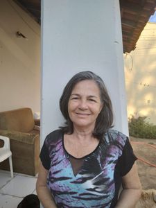 "Juntos pela Saúde de Elaine: Ajude-nos a Garantir um Pós-Operatório Seguro!"