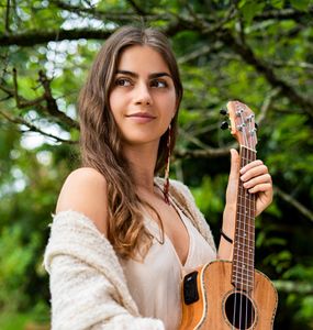 Colibri: Primeiro EP da Indra Veloso