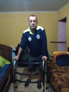 Me ajudem a conseguir uma cadeira de rodas elétrica