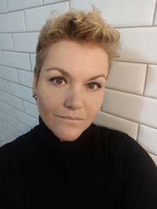 Publicação do livro de poemas "Quando o Improvável Acontece"