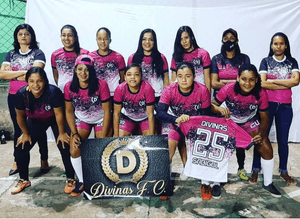 O futebol feminino vive!