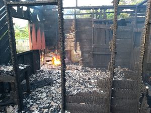 Me ajude a reconstruir minha casa 