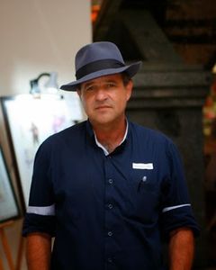 Educação - Mapa histórico à mão sobre o Mundo de Gelo e Fogo por Francisco Stein.