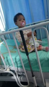 Saúde e Emergências - Ajude Lara a sair do hospital 