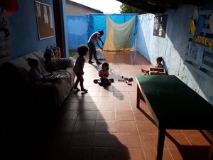 Cuiabá/MT - Projeto: Adote um aluno