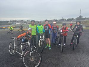 Ciclismo para Cegos Reposição de Bikes Roubadas imagem 10