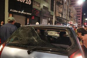 Ajude a consertar o Pálio danificado pelo Vereador durante a manifestação imagem 9