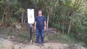 Othoniel Mollica. Autor do Projeto. - A Capela de Nossa Senhora Aparecida. Sítio Samambaia-açu.