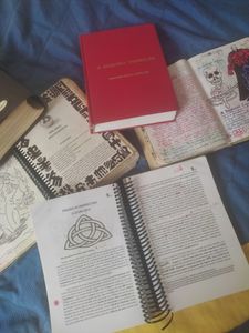 Vaquinha Online - LANÇAMENTO DO LIVRO A DUQUESA VERMELHA 