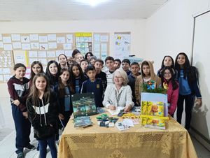 Livro - Criança que lê transforma o mundo 