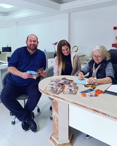 Criança que lê transforma o mundo  imagem 9