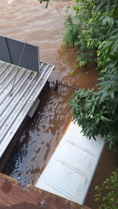 Ajuda à família Campos que foi severamente afetada pela enchente em Porto Alegre.