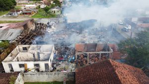 Reconstrução da minha casa que pegou fogo  - Reconstrução da minha casa que pegou fogo 
