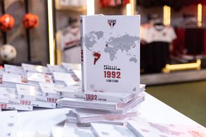 Livro 1992: O ANO ETERNO DO SÃO PAULO F.C. - 2ª EDIÇÃO PERSONALIZADA imagem 6